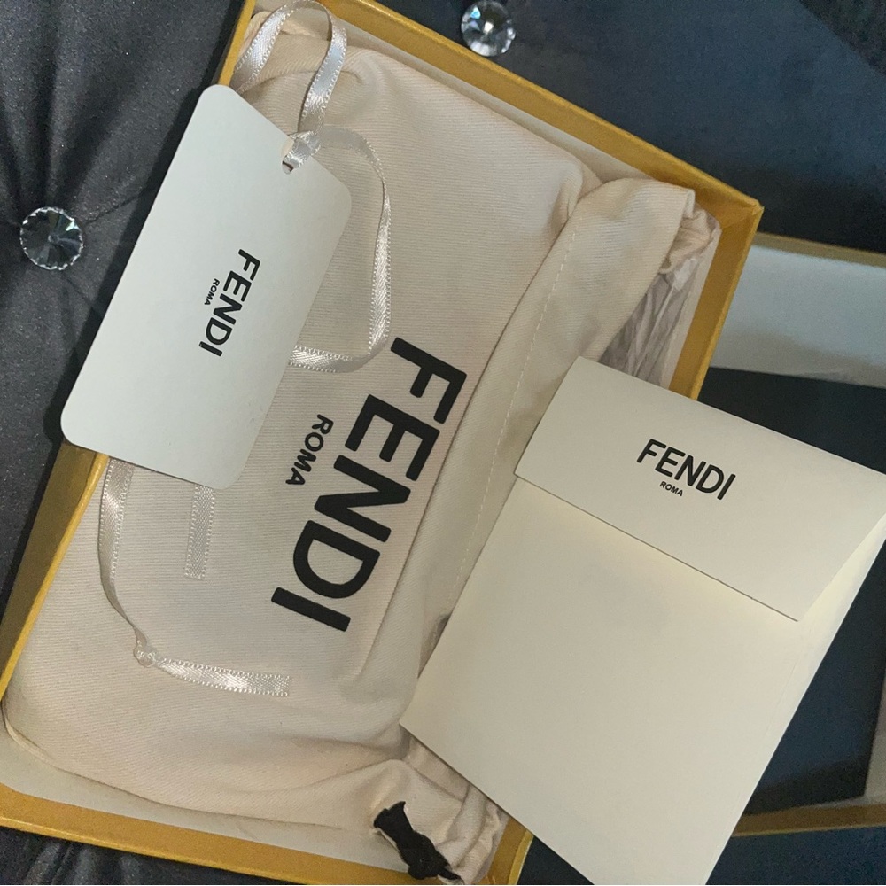 Fendi wallet on chain
